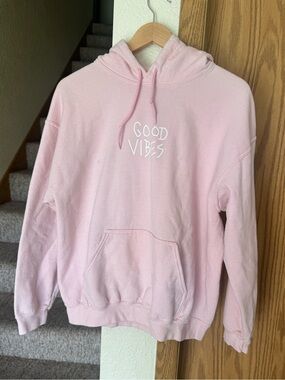 Women’s Good Vibes Pink Hoodie Sweatshirt L